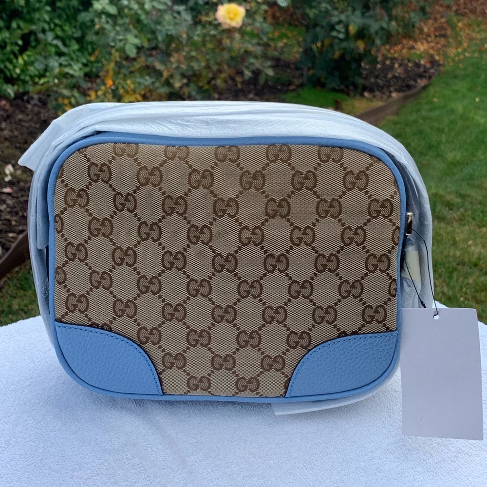 BNWT Gucci crossbody!